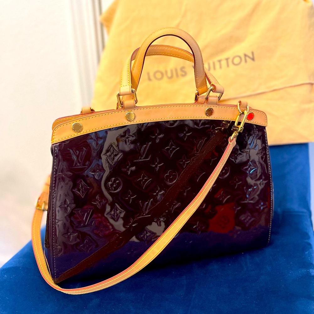 Brea GM Monogram Vernis
Patent Leather Top Handle Bag